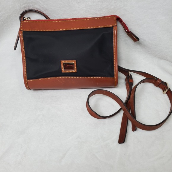 Dooney & Bourke Borsa a mano, Saffiano Slim Crossbody - Nero, Naturale, Taglia unica